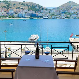 Mano 3* Sarandë
