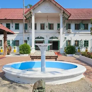 sabaidee-guesthouse.hotelsluangprabang.com/